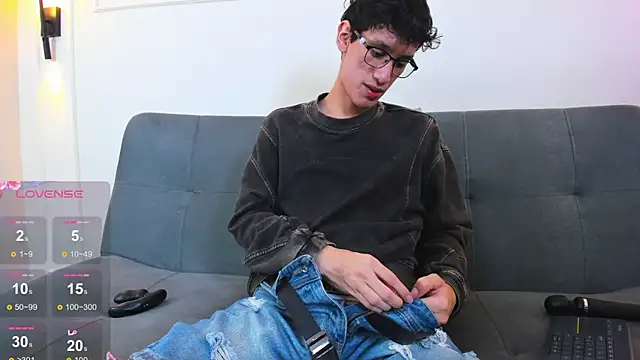 Cum hunters online show from April 21, 3:02 am