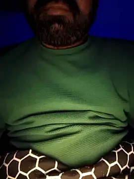 Snapshot of Raziv_komal143 chatting on February 8, 11:02 pm Raziv komal143 online show from February 8, 11:02 pm