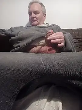 Paolo7619 online show from November 22, 3:39 am