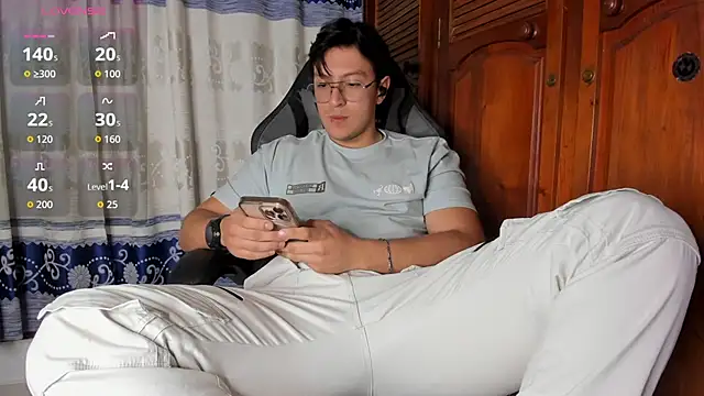 Amon  ashford online show from February 3, 1:25 am