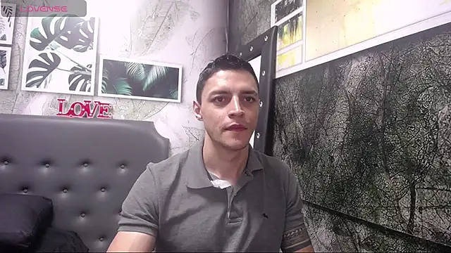 Frank Millers online show from February 6, 11:32 am