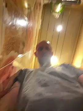 MaxDevilWhite online show from February 20, 6:37 am