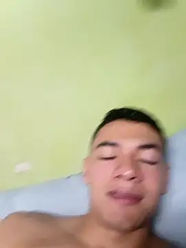 Snapshot of andresiito203 chatting on September 23, 5:51 am andresiito203 online show from September 23, 5:51 am