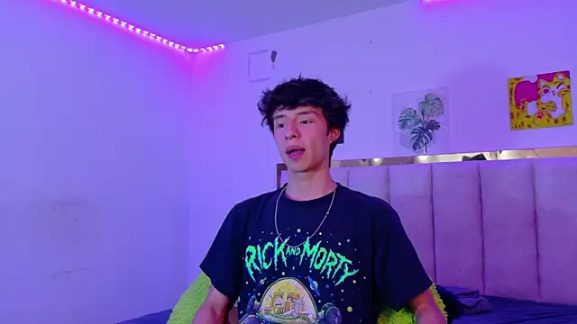 Juanmres online show from June 4, 1:06 pm