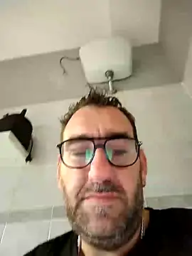 Snapshot of Hardasanut chatting on October 15, 8:55 am Hardasanut online show from October 15, 8:55 am