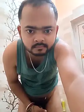 guavam65 online show from April 16, 11:51 pm