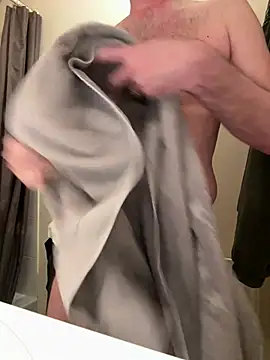 vincent1522 online show from April 2, 6:10 am