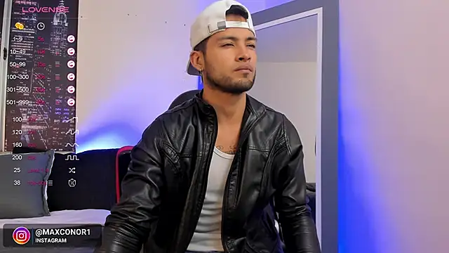 Max Conor1 online show from February 18, 11:33 am