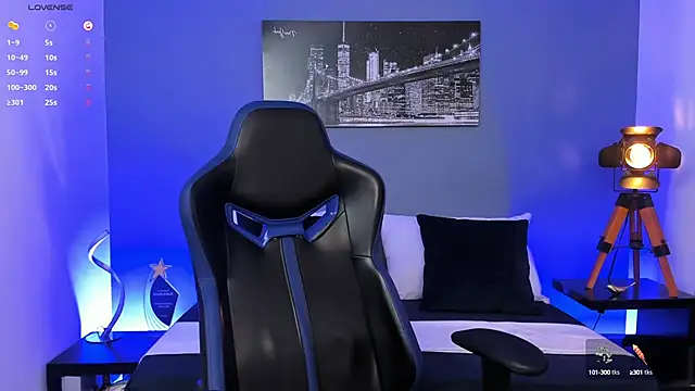 Max Conor1 online show from October 7, 1:37 pm