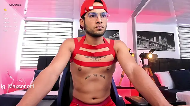 Max Conor1 online show from March 12, 1:30 pm