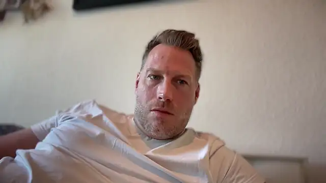 Christian87xxx online show from May 28, 5:22 pm