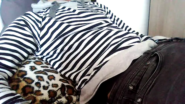 Snapshot of tommyboyteen chatting on March 21, 12:39 pm tommyboyteen online show from March 21, 12:39 pm