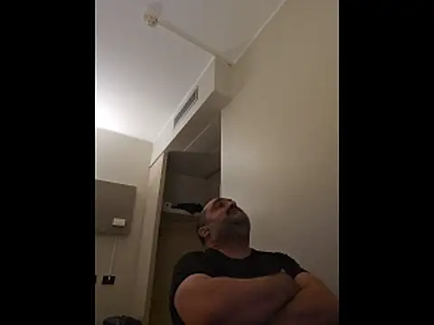 fuocovivo4 online show from March 10, 5:52 pm