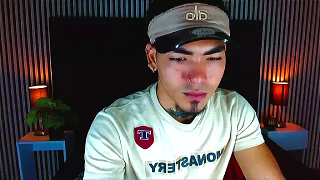Snapshot of LihanJor_23 chatting on October 21, 1:58 pm LihanJor 23 online show from October 21, 1:58 pm