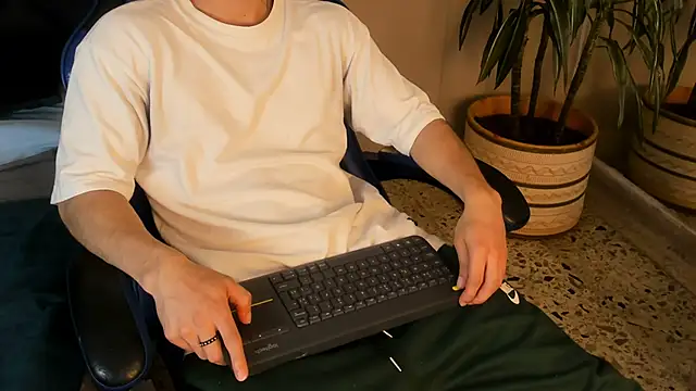 roan birkin online show from April 1, 7:33 pm