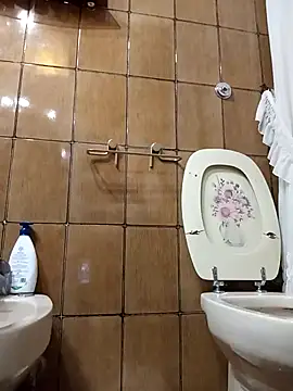 NAvoglia online show from April 22, 12:54 pm