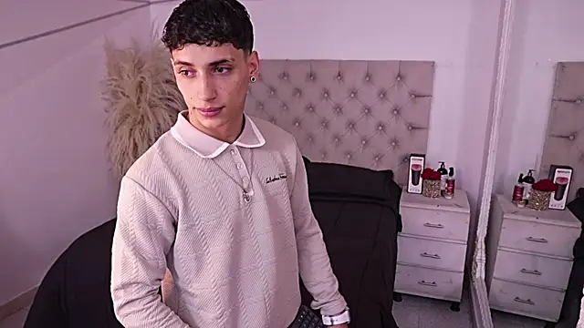 JhoanLeandro online show from March 27, 5:00 am