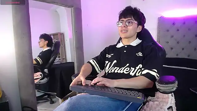 PepperTwink online show from September 15, 4:19 pm