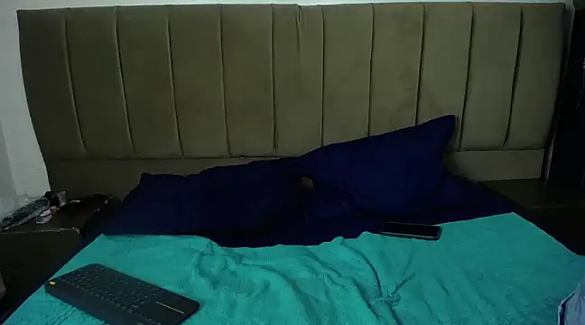 PepperTwink online show from February 18, 1:44 pm