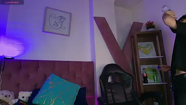 PepperTwink online show from October 8, 4:44 pm