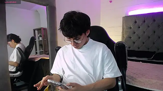 PepperTwink online show from September 13, 4:41 pm