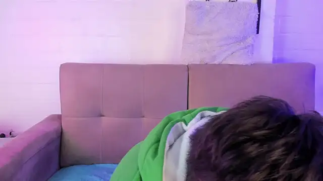 PepperTwink online show from March 3, 12:43 pm