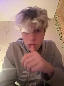 sanczesVVV online show from February 3, 6:07 pm