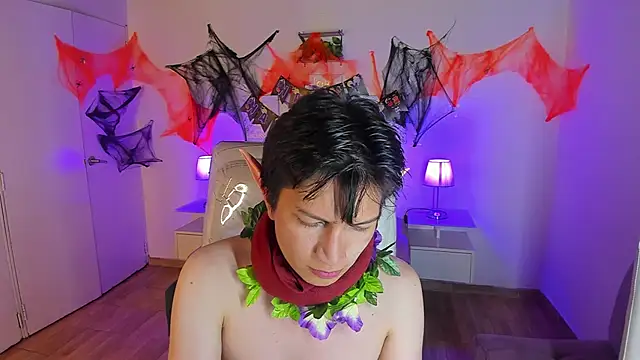 Golden-Boyy online show from October 22, 3:43 am