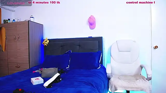 Snapshot of Engol_beliall chatting on March 1, 12:45 pm Engol beliall online show from March 1, 12:45 pm