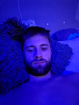 ademandjulia online show from November 4, 5:08 am