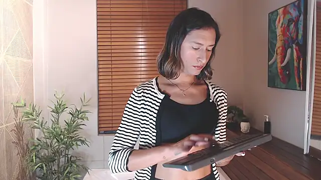 Georgina Palacios  online show from January 16, 3:42 am