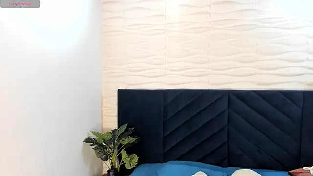 Georgina Palacios  online show from November 8, 4:04 am