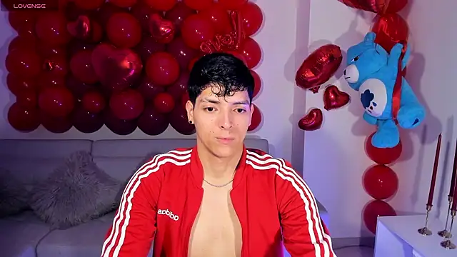  JacobMiller   online show from February 13, 1:23 am