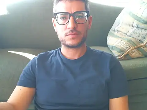 quitomanec online show from June 27, 1:39 pm