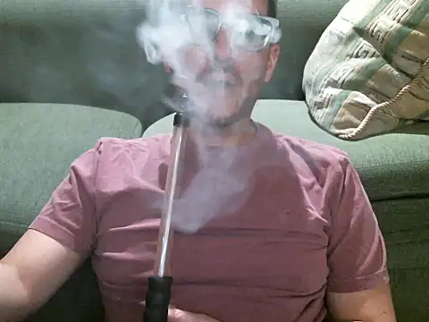 quitomanec online show from June 21, 5:13 am