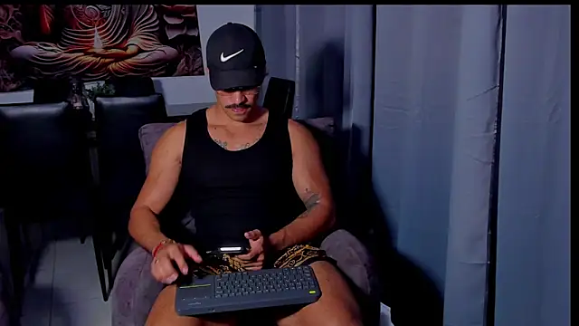 Valentino Dosantos  online show from February 20, 8:32 pm