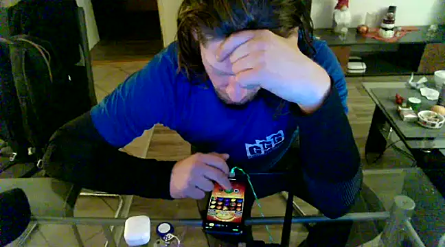 VickyDevilEU online show from December 2, 9:04 pm