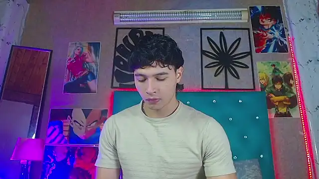 LiamAndrewzz online show from January 14, 3:00 am