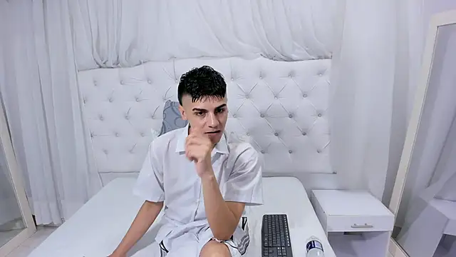 frank jhonsson online show from January 16, 5:16 pm