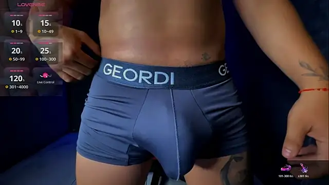 jeffvalemtino online show from November 25, 11:40 pm