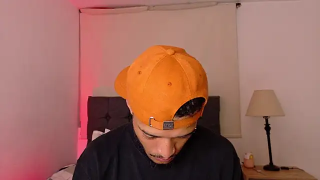 eross chipre  online show from April 5, 3:14 am