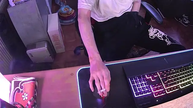 DerGeileLoveboy online show from December 4, 2:40 am