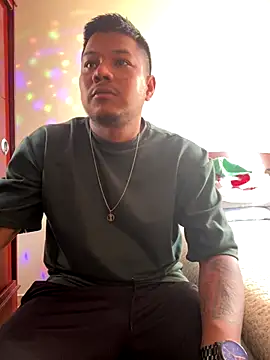 Saipuer31 online show from December 17, 6:58 pm