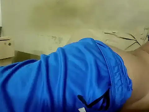 fitbuddy1 online show from April 18, 7:58 pm