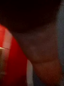 spidersA online show from April 21, 6:19 am