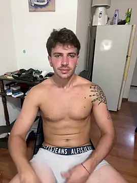 Snapshot of shuki0101 chatting on March 22, 10:26 pm shuki0101 online show from March 22, 10:26 pm