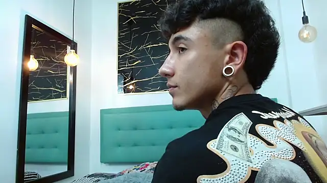 Patrick Rango online show from March 4, 3:24 am