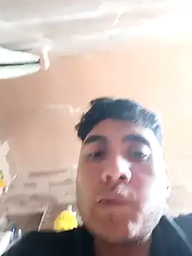 crisssalazar online show from March 21, 4:29 pm