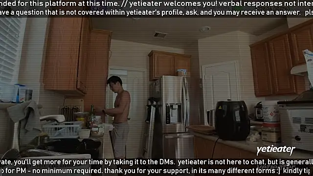 yetieater online show from April 15, 5:02 pm