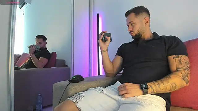 nicholasX1 online show from June 5, 1:06 pm